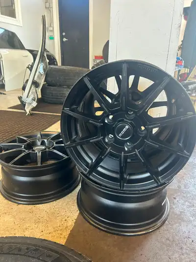 MOMO Rush M097 16” Rims – Set of 4 Selling a set of 4 genuine MOMO Rush M097 16-inch alloy rims. The...