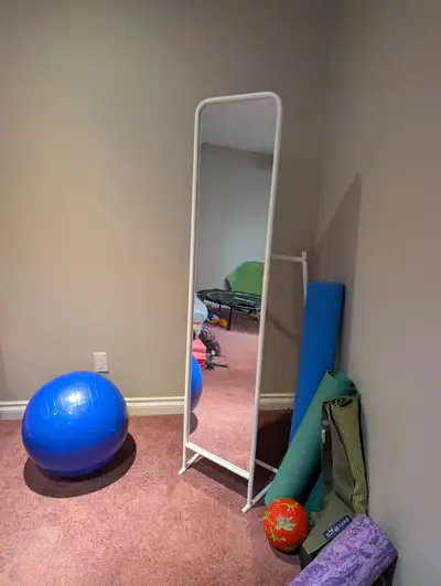 IKEA mirror Knapper, View more