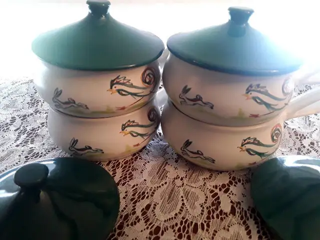 INDIVIDUAL ONION SOUP POTS, LIDS, HANDLES - DENBY, FLAIR ENGLAND in Arts & Collectibles in City of Toronto - Image 3