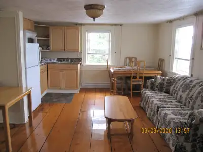 Furnished Bright Ocean front view Studio/ availability March 1st.$900.. Incl. Heat, Hydro, Internet...