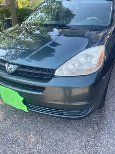 2005 Toyota Sienna ce V6 automatic minivan sale as is. The car have 197000 km V6 5 doors, no rust,It...