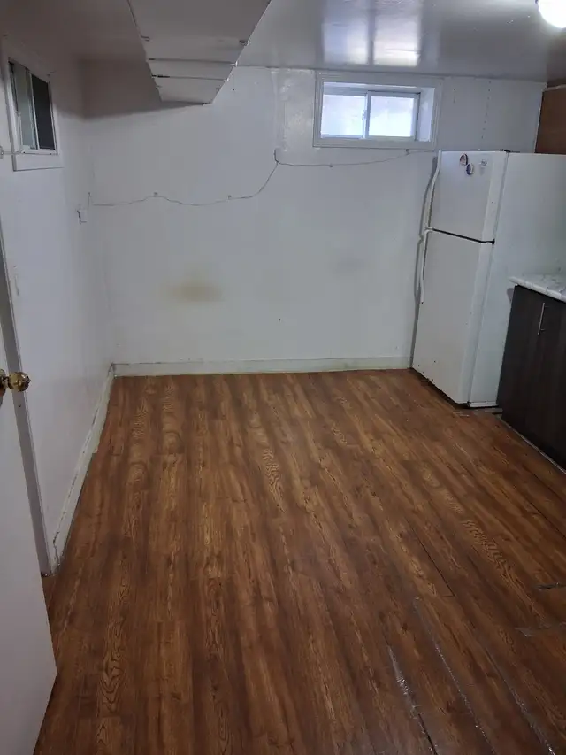 One Bachelor Bedroom Basement Apartment Available In Malton NOW! in Long Term Rentals in Mississauga / Peel Region - Image 3