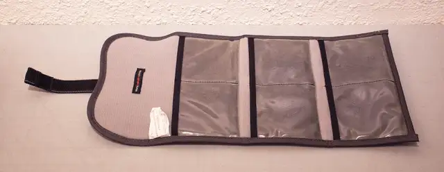 Lowepro 6-Pocket Padded Filter Wallet (up to 82mm filters)