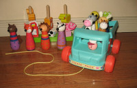 Milk Wagon w/ 12 Wooden Animals Toys / Sound Fun Farm & Tractor