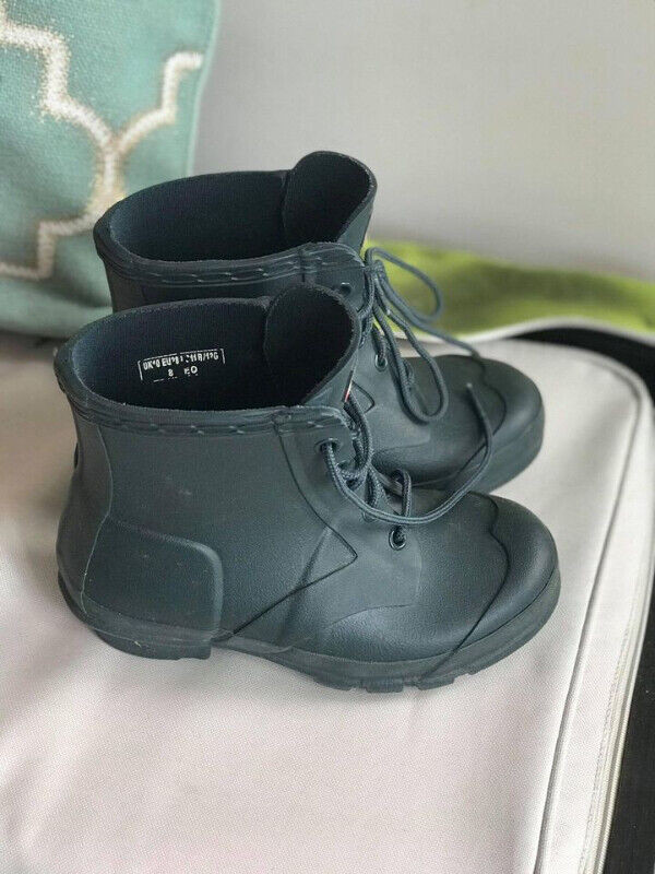 Hunter Toddler Navy Blue Rain Boots 11Boys/12Girls dans Enfants et jeunesse  à Ville de Toronto - Image 2