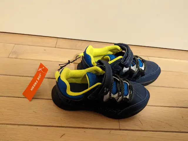 Joe Fresh Boys shoes, size 12 - new! in Kids & Youth in City of Toronto - Image 2