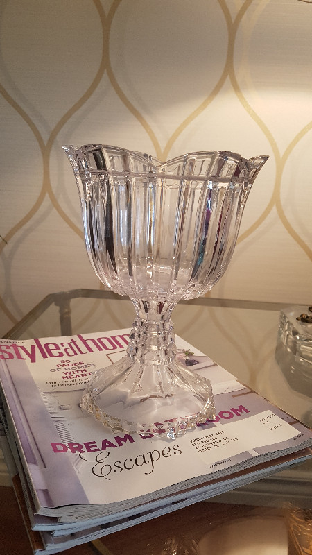 Lead Crystal Vase in Arts & Collectibles in Oshawa / Durham Region