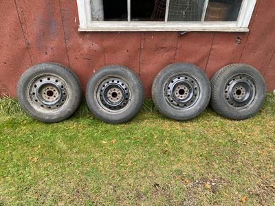 4 tires used one year with rims. Removed from a 2005 Hyundai Tucson