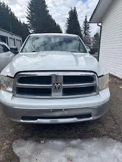 2011 Dodge Ram Parts truck won't run in Auto Body Parts in Edmonton - Image 5