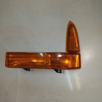 Ford Super Duty 99 - 04  Left Signal Light Lens  - New