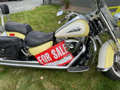 Inspected. Full windshield, saddlebags, drive lights included. “Floor board” foot peddles also. 50,0...