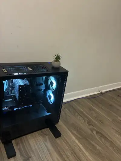 looking for gaming pc , View more