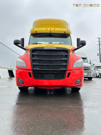 FULLY LOADED 2020 FREIGHTLINER CASCADIA DAYCAB AUTOMATIC