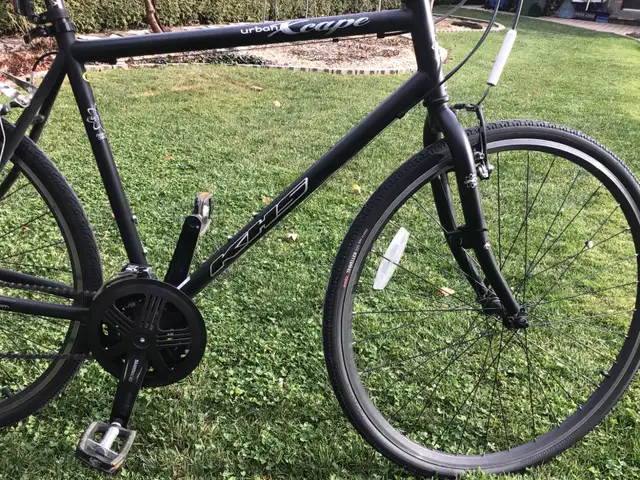 Vélo hybride in Cruiser, Commuter & Hybrid in Laval / North Shore - Image 4