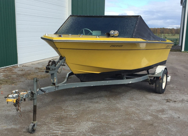 1980 Grew 165ss & trailer  in Powerboats & Motorboats in Barrie - Image 2