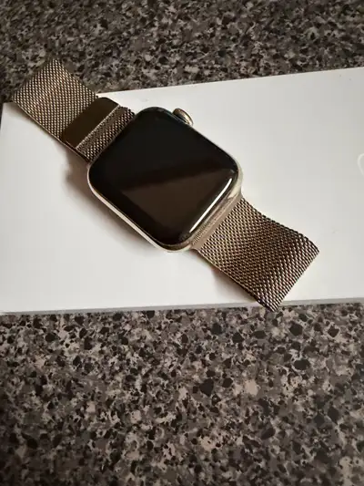 Apple Watch 6, View more