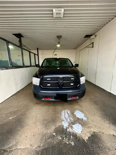 Selling my 2016 RAM 1500 SXT. Accident free. Have had no major issues with the truck. I change the o...