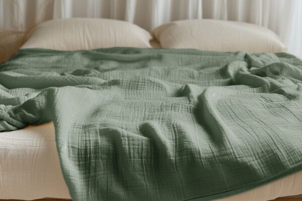 100% ORGANIC COTTON MUSLIN BLANKET in Beds & Mattresses in City of Toronto - Image 2