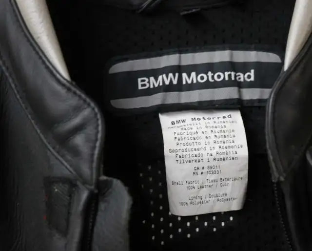 BMW Motorrad Heran 2 piece Motorcycle Leather Pro Race suit in Motorcycle Parts & Accessories in Saskatoon - Image 5