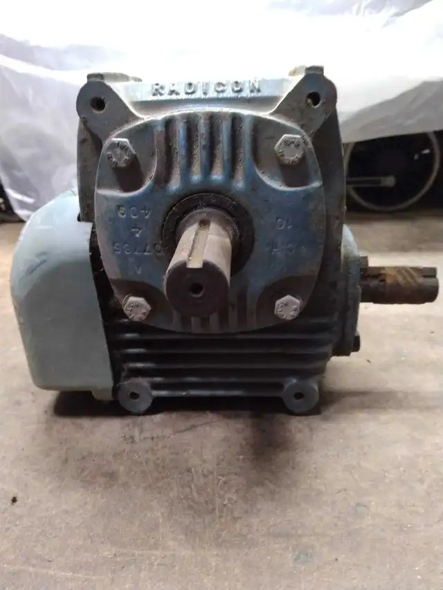 DAVID BROWN RADICON SPEED REDUCER  in Other in Belleville - Image 3
