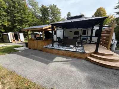 Welcome to this turnkey resort living at Crystal Beach Resort on Moira Lake in Madoc! This modern 20...