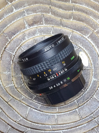 Old Manual Lenses: 28mm f2.8 Macro (Minolta M Mount)