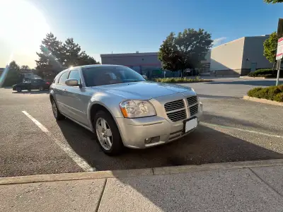 Selling our family car. 2005 Dodge Magnum RT AWD. Just crossed 153000 km, it has been serviced at Wi...