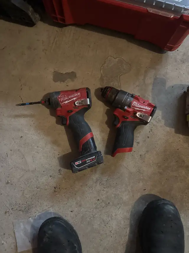 Milwaukee m12 impact and hammer drill in Power Tools in St. Catharines - Image 2
