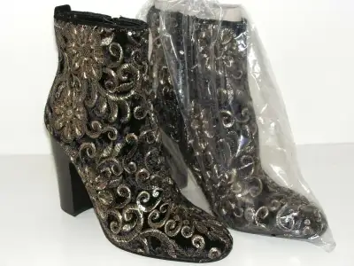 Guess Naisan Black Ankle Booties~Gold Brocade~Women Sz 6.5~Loveb, View more