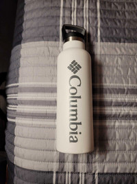 Columbia water tumbler 21 ounces