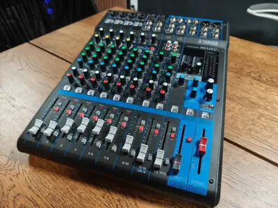 Yamaha 12 Channel MG Series Mixer w/Effects (MG12XU), View more