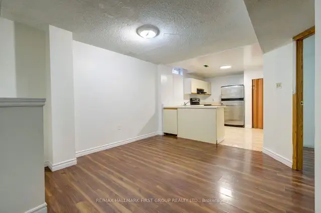 2 Bedroom Basement For Rent  in Room Rentals & Roommates in Mississauga / Peel Region - Image 6