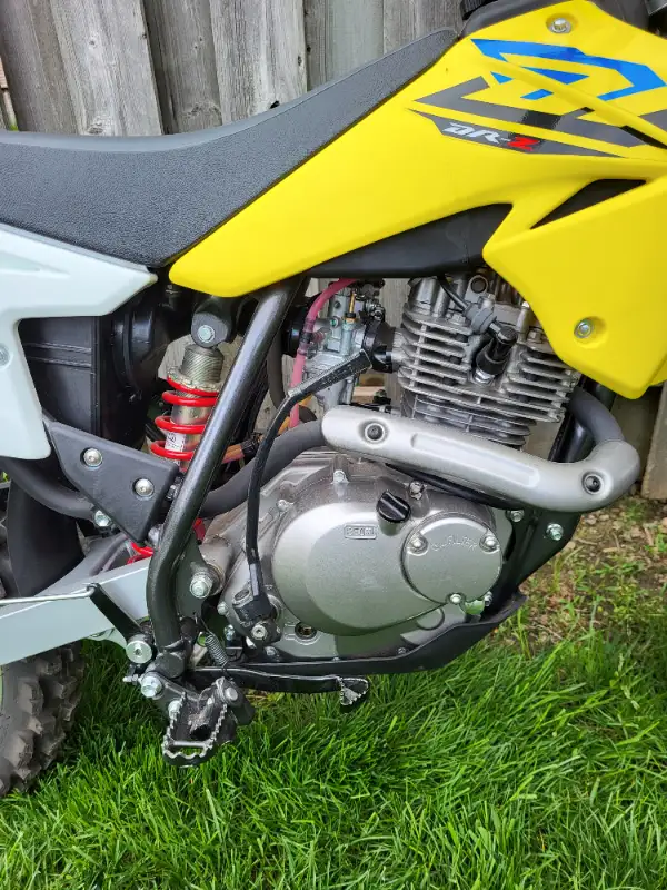 DRZ 125, 2021 Motorcycle, dirt bike, for sale in Dirt Bikes & Motocross in London - Image 5