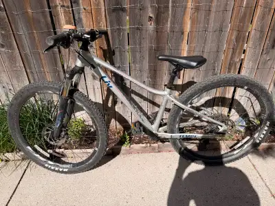 XS Liv2 Tempo Women’s Mountain Bike, View more