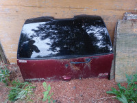 2000-2006 GMC Yukon rear hatch