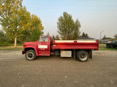 1990 Single Axel GMC 7000 Dump Truck