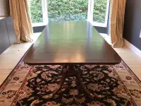 Classic Duncan Phyfe Dining Table