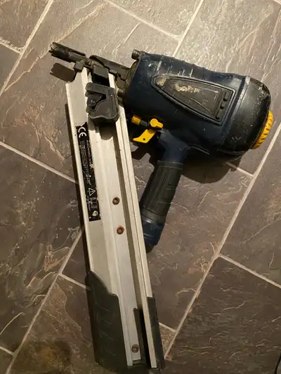 This is a used pneumatic nail gun. **DOESN’T WORK** could be used for parts Here are some details: *...