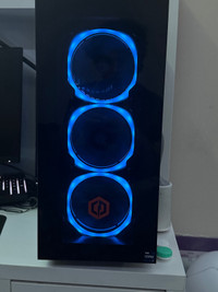 Cyberpower gaming pc. Intel i9 12th Gen. RTX 3070. Liquid cooled