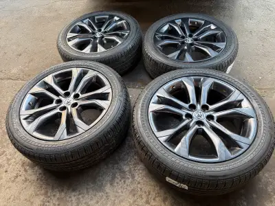 STILL AVAILABLE Came off Toyota Sienna XSE Comes with sensors Bolt pattern 5x114.3 Size 235/50/20 Ce...