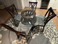 Round Glass Table with Chairs 