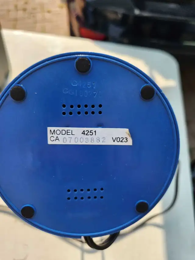 Desk Lamp in Indoor Lighting & Fans in Kitchener / Waterloo - Image 3