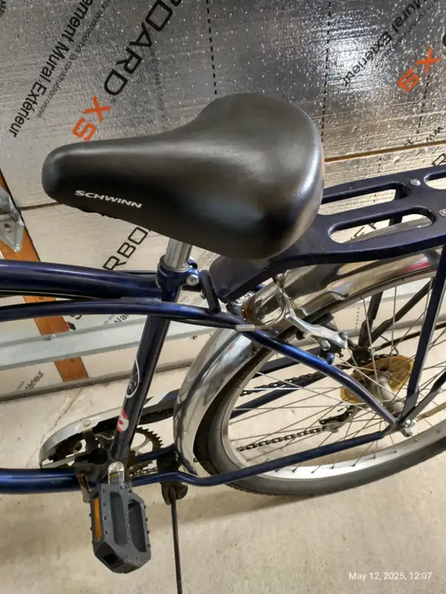 Schwinn 5 Star Cruiser Bike in Cruiser, Commuter & Hybrid in Markham / York Region - Image 6