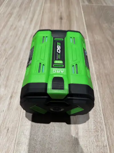 This used EGO 56V 10.0 Ah battery is perfect for powering your EGO tools. It's in good condition and...