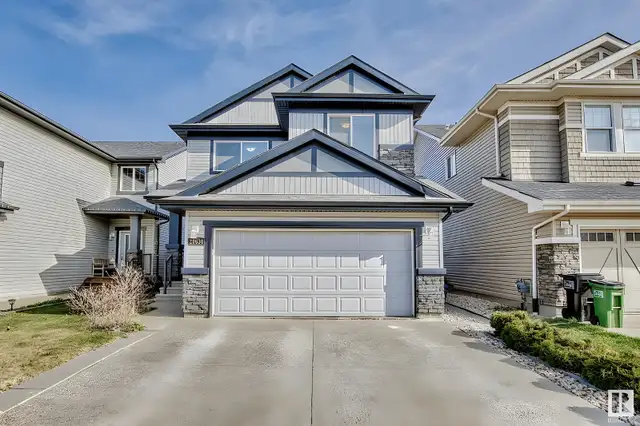 5 Bed + Den House, Triple Garage, West Edmonton – $3,600