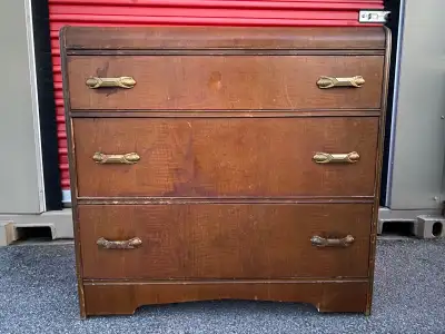 Beautiful antique dresser needs a bit of work, 37” wide x 3’ high x 16 1/2” deep, located in Pentict...
