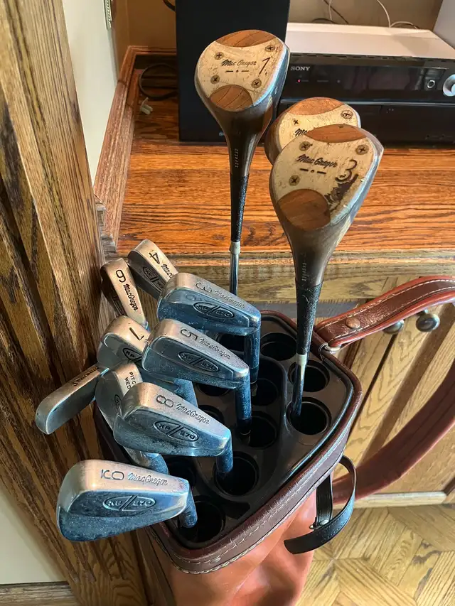 Vintage GOLF MacGregor XP-270 Complete Set Irons, Woods, Bag in Golf in Ottawa - Image 3