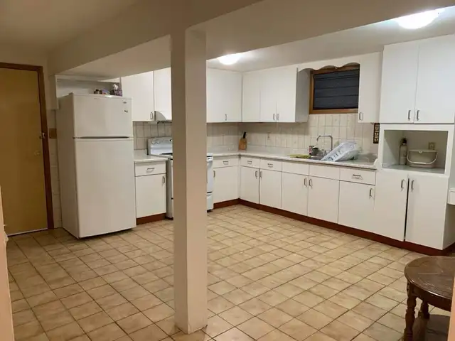 Room for Rent in Room Rentals & Roommates in Mississauga / Peel Region - Image 4