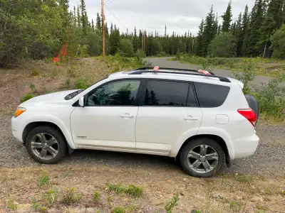 This is a great car for the Yukon, notable for its great traction, high ground clearance, and powerf...