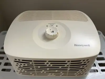 Honeywell HHT270WC Compact Air Purifier, View more